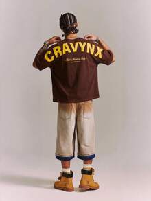 CRAVYNX 男士棕色夏季街頭風圖案T恤，個性化英文字母印花短袖上衣，短版剪裁，適合城市度假、音樂節、休閒穿著 - 咖啡棕 - 查看 3