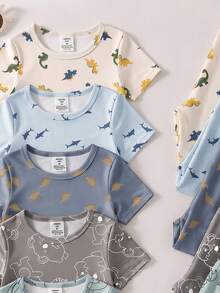 SHEIN [Bộ 6 món, giao ngẫu nhiên 2 món/bộ] Bộ đồ ngủ ôm sát cho bé trai, hàng mới về mùa xuân/hè, họa tiết thời trang bán chạy: Khủng long, Cá mập, Sư tử, Voi, Cá sấu, Gấu Koala, vải dệt kim co giãn, áo tay ngắn và quần dài. Bộ đồ ngủ 2 món - Nhiều màu - Xem 6