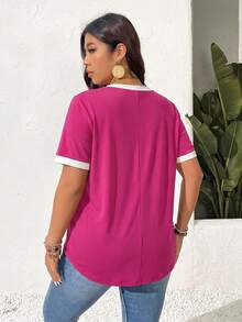 SHEIN Frenchy Kaos Kasual Musim Panas Ukuran Besar dengan Trim Warna Kontras - Hot Pink - View 6