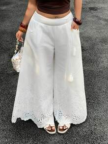 Dazy Plus Plus Size Women's White Vacation Style Wide Leg Pants With Contrast Lace, Casual Long Trousers For Spring And Summer - White - View 2