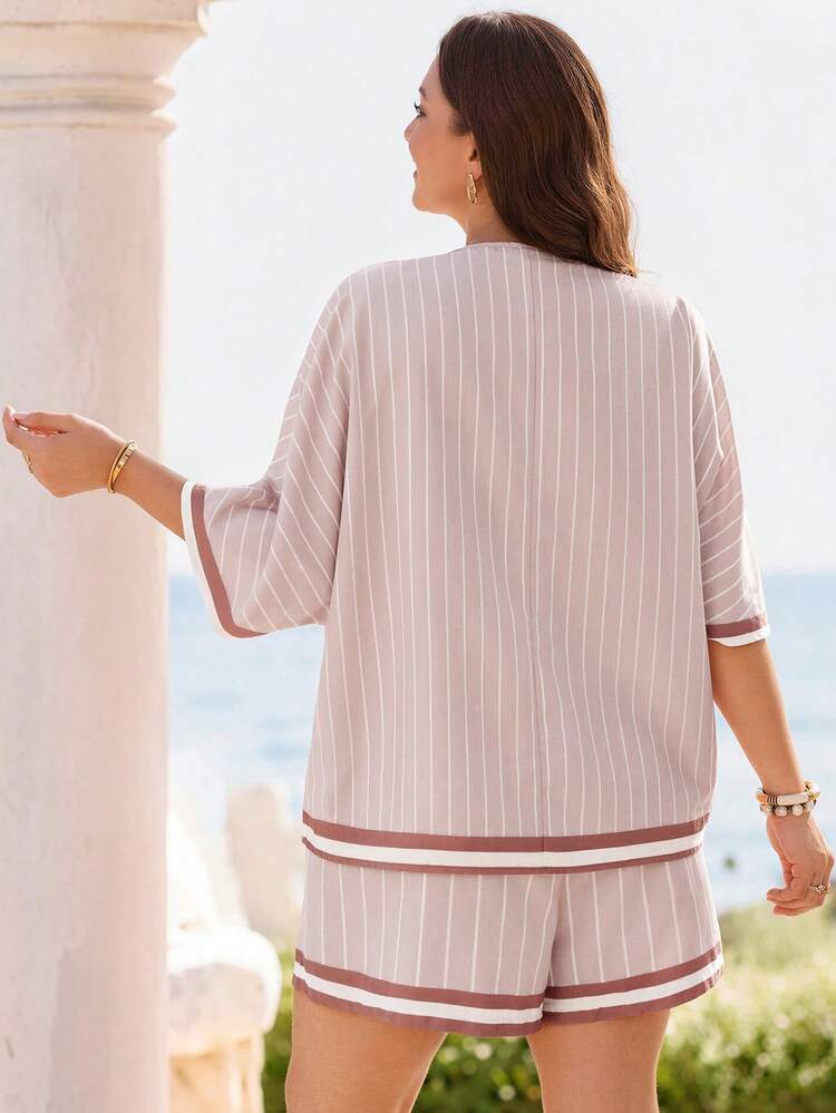 Plus Size Women V-Neck Striped Mid-Sleeve Top And Shorts Casual 2-Piece Set