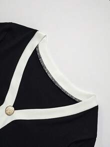 SHEIN Franclia 夏季户外通勤旅行度假时尚优雅休闲女式短袖V领上衣和修身开衩裙两件套 - 彩色 - 查看 3