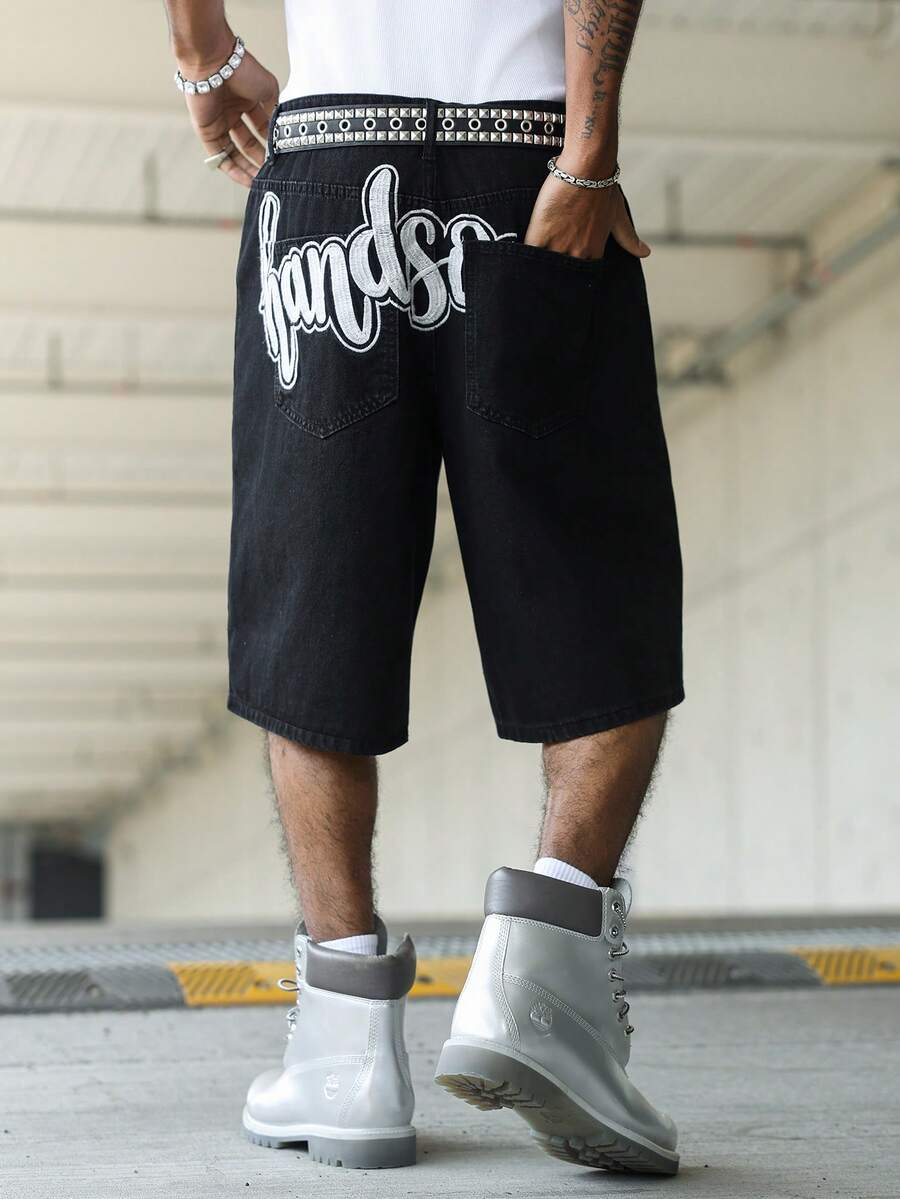 Manfinity Roghcode American Street Style Streetwear Letter Embroidery Washed Black Loose Denim Shorts Holiday Summer - Black - View 1