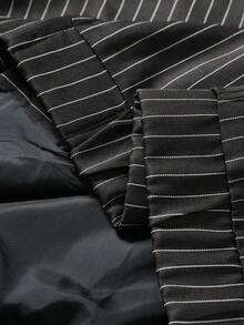 STYNVO Setelan Kasual Pria Berbahan Jaket dan Celana Motif Garis-garis dengan Resleting - Dark Grey - View 7