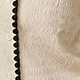 Màu be