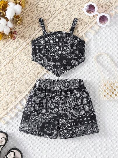 SHEIN Vintaside Kids 女婴彩色针织吊带背心和做旧牛仔短裤套装，清新时尚的春夏装扮
