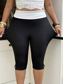 Muchica Plus Size Women's Black & White Patchwork Capri Pants With Side Slit - Black and White - View 3