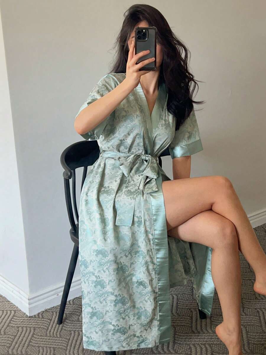 DAZY Áo choàng nữ tay ngắn in họa tiết, dáng rộng, thoải mái. - Màu xanh lam - Xem 1