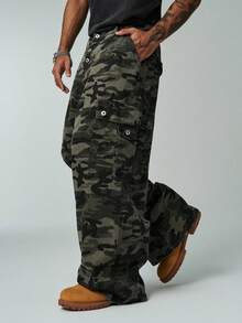 ÉpureWay Streetwear Camouflage Cargo Pants, Button Design Multi-Pocket Casual Loose Wide Leg Jeans 90s Style - Army Green - View 4