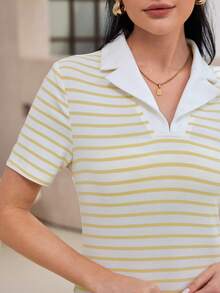 Modelyn Vestido feminino casual estilo executivo, listrado em amarelo e branco, comprimento midi com gola branca. - Amarelo - Ver 5