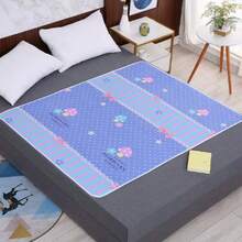 1pc Cute Cartoon Pattern Pet Waterproof Urine Pad, Breathable Lightweight Washable Mat For Small Pets, Suitable For AllSeasons,Random Pattern Cutting, Not Machine Washable, Bottom Not Waterproof - Polka dot mushroom - View 11