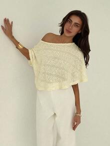 Aloruh Atasan Crop Top Wanita Gaya Liburan Pantai Musim Panas Warna Polos dengan Kain Bertekstur dan Leher Asimetris, Atasan Musim Panas - Krem - View 3