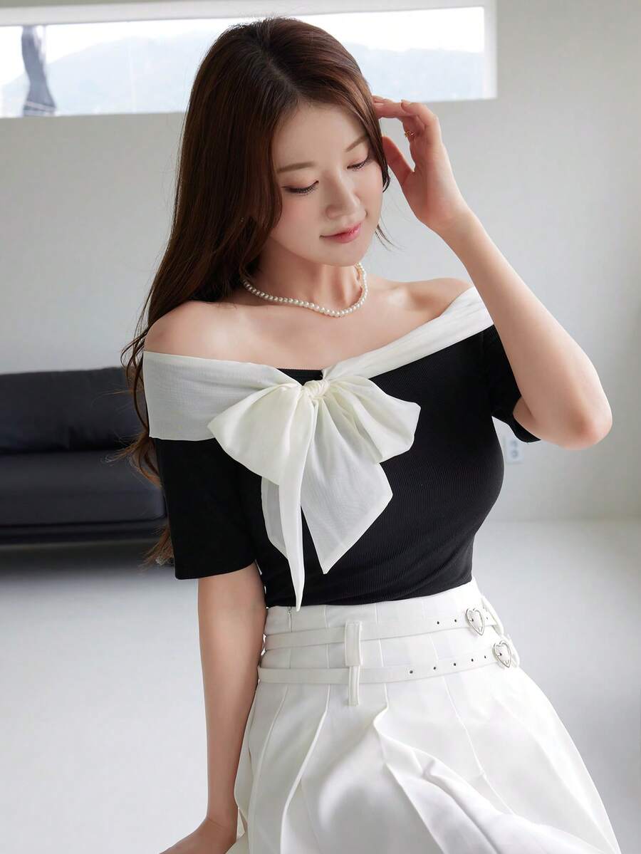 DAZY Women's Off Shoulder Contrast Color Bow Decor Fitted Short Sleeve T-Shirt Cute Tops,Crop Tops Women Going Out Tops - Black and White - View 1