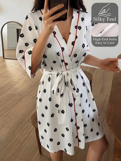 DAZY Women's V-Neck Floral Print Tie-Waist Casual Loungewear Robe