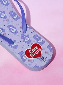 SHEIN X Care Bears 女款可愛卡通夾腳拖鞋，女款夏季穿著卡通彩虹印花防滑度假海灘涼鞋 - 夢幻紫 - 查看 4