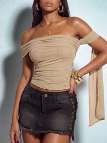 Normani Women's Solid Color Ruched Off-Shoulder Fitted Fashionable Top,Khaki,Summer,Seksi Chic,Club Night Y2k Crop Top Workout Tops Blouses Work Shirts Blouse - Camel - View 4