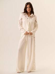 Willow Rêve 女士白色蕾丝拼接衬衫和宽松直筒裤套装，度假风、浪漫风、波西米亚风 - 白色 - 查看 3