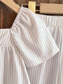 Cozy Pixies Setelan Liburan Musim Panas untuk Anak Perempuan: Kaos Lengan Pendek Warna Aprikot, Celana Motif Garis dan Bunga, Kerah Persegi Berkerut, dan Bordir di Bagian Bawah. - Aprikot - View 5