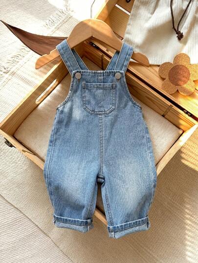 SHEIN Washed Denim Bib Pants For Baby Girls, Floral Print Loose Jumpsuit