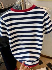 SHEIN EZwear Áo thun nữ tay ngắn cổ tròn dáng rộng, chất liệu 95% cotton - Họa tiết kẻ sọc, hình tôm hùm, phong cách đường phố punk retro miền Tây, thích hợp cho kỳ nghỉ, lễ tốt nghiệp, tựu trường, mùa hè, đạp xe. - Nhiều màu - Xem 2