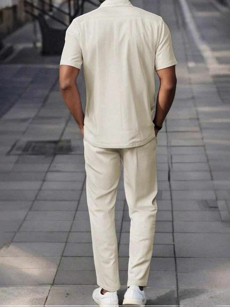 Manfinity Homme Conjunto casual de unicolor con mangas cortas, hombros regulares y botones delanteros en beige para uso diario - Albaricoque - Añade 2