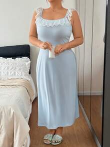 Napfluff CURVE Napfluff CURVE Camisón largo con volantes de encaje azul claro para mujer de talla grande - Azul - Ver 4