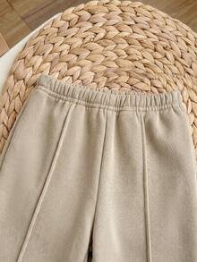 SHEIN 2pcs Setelan Bayi Perempuan Lucu Warna Abu-abu dengan Motif Huruf, Lengan Panjang dan Celana, Musim Gugur/Musim Dingin - Khaki - View 4