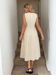 SHEIN LUNE Vestido midi de línea A con cintura recogida, sin mangas, a rayas azules y blancas, ropa casual de vacaciones hecha de tela de algodón transpirable - Multicolor - Ver 2