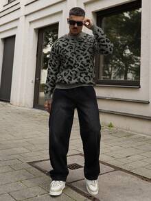 Artur Kramer Serie Blanca Yue Otoño/Invierno: Suéter de cuello redondo de punto retro para hombre con estampado de leopardo, textura de cepillado de color contrastante, estilo casual, moda urbana, adecuado para Navidad, Año Nuevo, manga larga - Gris Oscuro - Ver 5