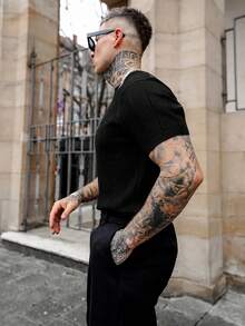 Artur Kramer ALTZTAR Men's Thin Solid Color Short Sleeve Knit Vertical Striped Crew Neck Top - Black - View 6