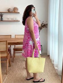 Enliva Jennifer_samantha_style Plus Size Women All-Over Print Sleeveless Dress, For Summer, For Apple Rounded Body Shape - Hot Pink - View 2
