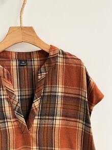 Rusticease Plus Size Women's Plaid Blouse, Autumn 90s 1950s Vintage Hiking Notch Neck Batwing Short Sleeve Loose Fit Tunic Top, Casual Striped Summer Vacation - Multicolor - View 3