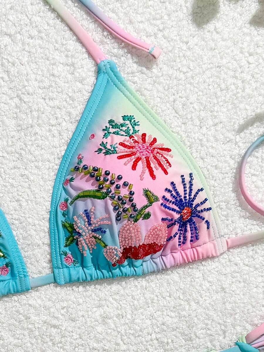 Swim Mod 刺繡夏季新款綁帶掛脖式女款比基尼泳衣 漸層花卉綴珠三角式兩件式泳裝 海灘度假泳衣 - 粉色 - 查看 1