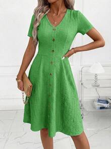 SHEIN Clasi Đầm nữ dáng suông tối giản, màu trơn, chất liệu vải có họa tiết, cổ chữ V, tay ngắn, thắt eo, thích hợp mặc đi làm hàng ngày, mùa hè. - màu xanh lá - Xem 5
