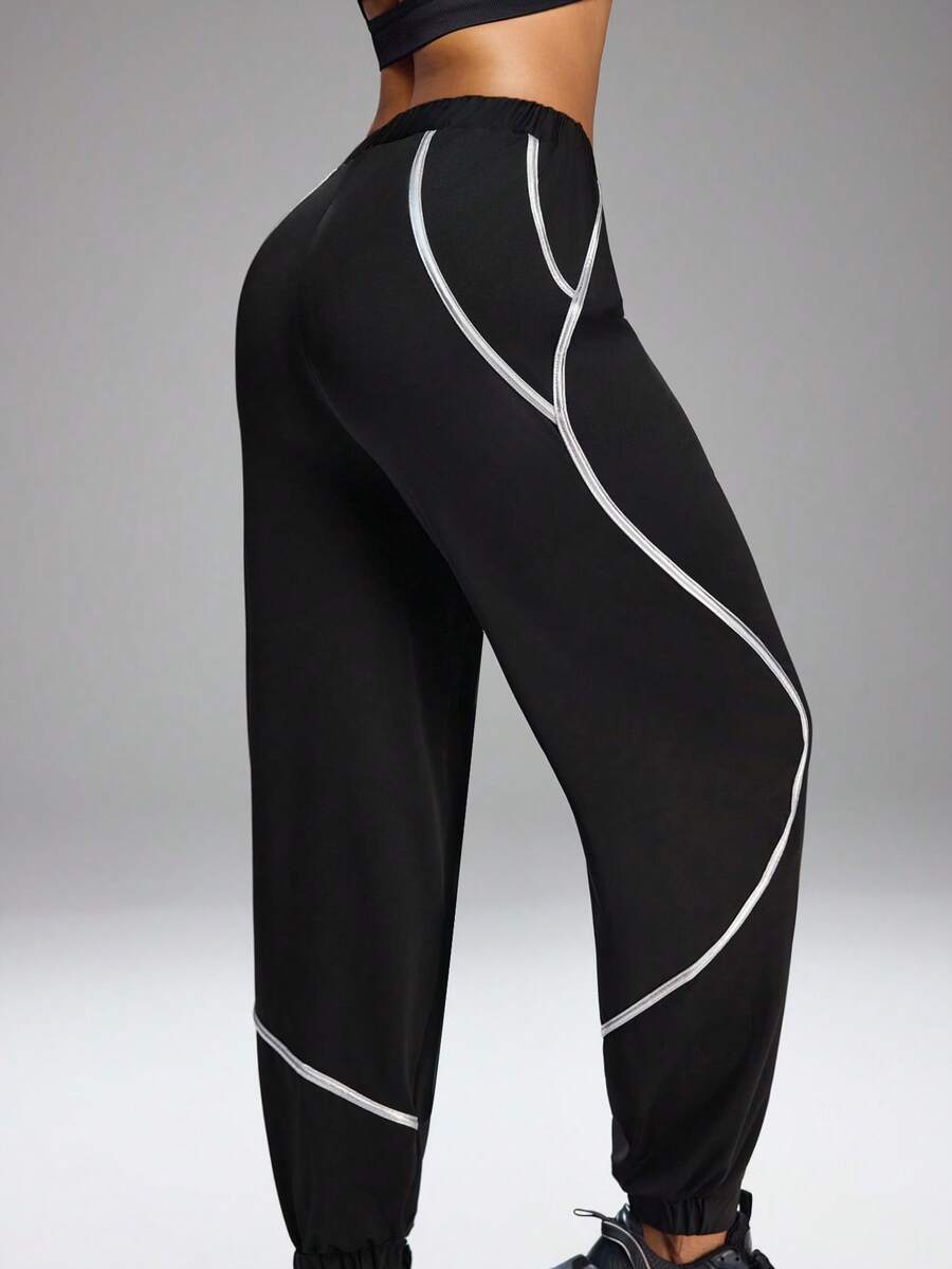Innovista Quần jogger nữ kiểu dáng thường ngày, phối màu tương phản, cạp chun. - màu đen - Xem 1