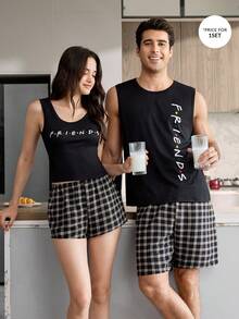 CoupledUp FRIENDS X SHEIN 复古美式字母极简男士薄款背心和格子短裤睡衣套装 - 黑色 - 查看 3