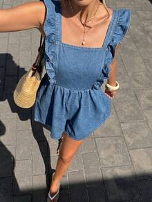 Serisse Bộ áo liền quần denim nữ cổ vuông viền bèo nhún phong cách thường ngày, trang phục mùa hè, lễ hội, đi làm, nghỉ mát, tốt nghiệp, sang trọng, phong cách Y2K, dễ thương, thời trang đường phố, quyến rũ, dự tiệc cưới, thanh lịch, công sở, đi biển, tốt nghiệp. Áo liền quần denim nữ cổ vuông dây bèo nhún, phong cách thường ngày mùa hè, quần yếm ngắn jean màu xanh nhạt. Áo liền quần denim nữ cổ vuông bèo nhún quần yếm ngắn, phong cách thường ngày mùa hè, bộ đồ liền thân jean. - Màu xanh lam - Xem 3