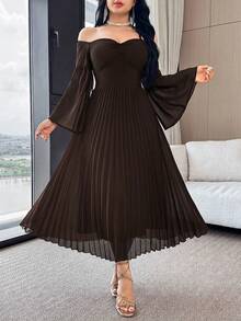 Modelyn Gaun Wanita Polos Lengan Mengembang Tanpa Bahu dengan Hem Berlipit, Panjang Sedang - Coffee Brown - View 7
