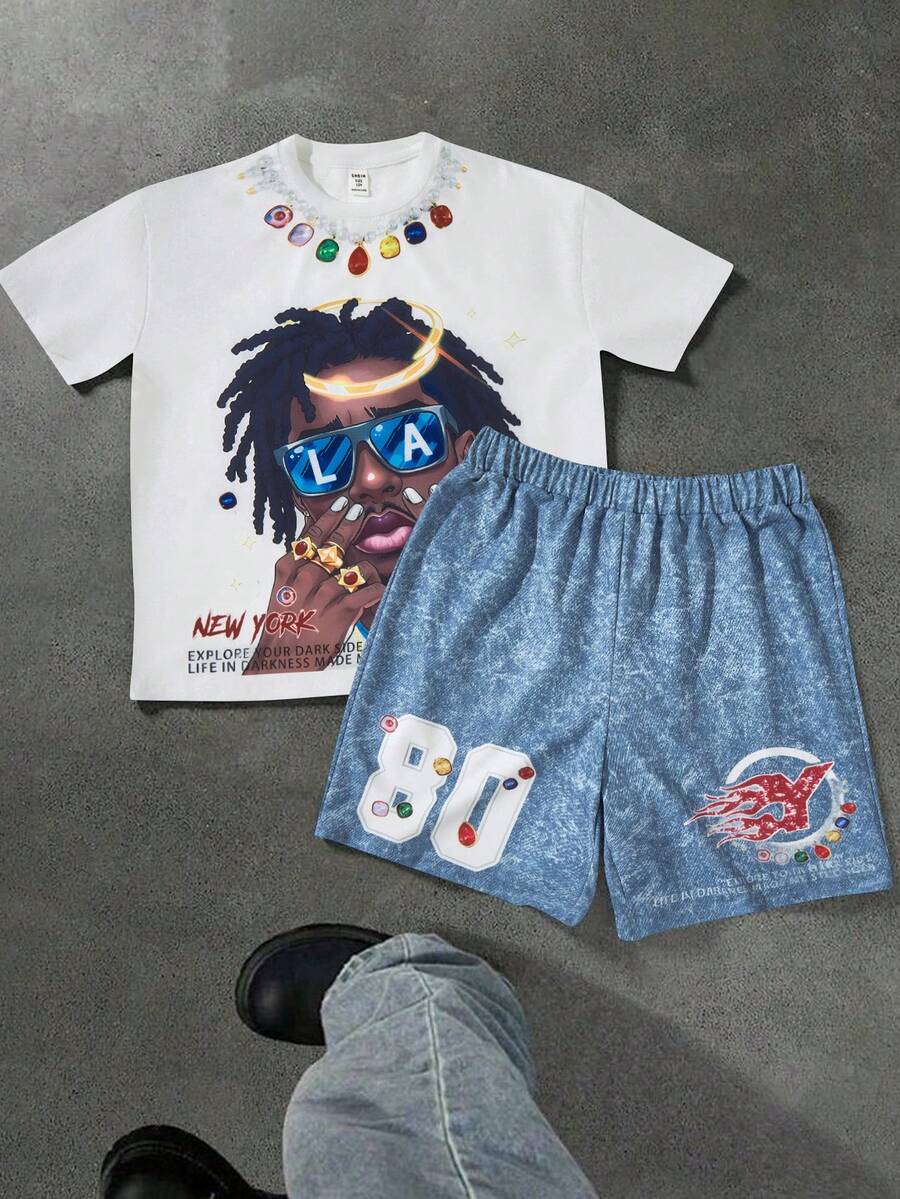 SHEIN 2件套青少年男童休闲2YK文化拼布图案,数字66印花短袖圆领T恤和短裤套装,夏季 - 彩色 - 查看 1