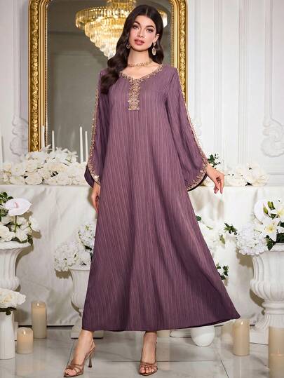 Al Najma Đầm dài truyền thống Ả Rập thêu hoa 3D thanh lịch dành cho nữ, thích hợp cho các bữa tiệc và dịp trang trọng.