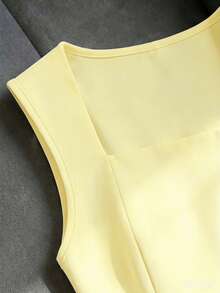 SHEIN Raffinéa Vestido de verano elegante y chic de mujer, de unicolor, con cuello cuadrado, sin mangas y con volantes en el bajo - Amarillo - Ver 4