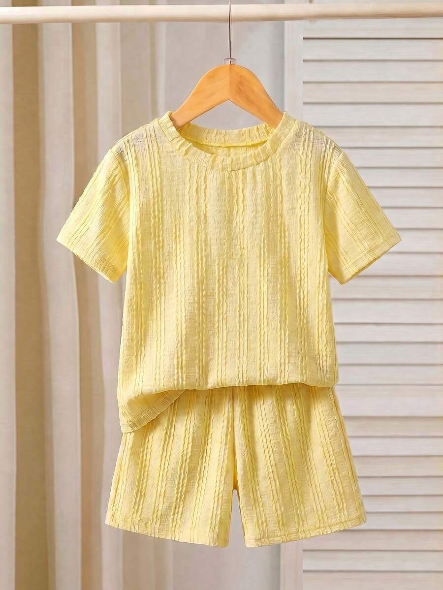 2 piezas Conjunto de camiseta de manga corta y pantalones cortos de unicolor de verano para niños preadolescentes - Amarillo - Ver 1