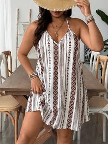 SHEIN VCAY Vestido de playa con cuello en V, sin espalda y estampado de rayas para tallas grandes - Azul y blanco - Ver 6