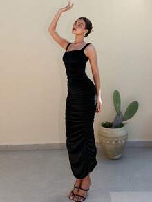 Bris Aura Women's Black Elegant Velvet Ruched Bodycon Dress, Suitable For Parties, Birthdays Party - Black - View 5