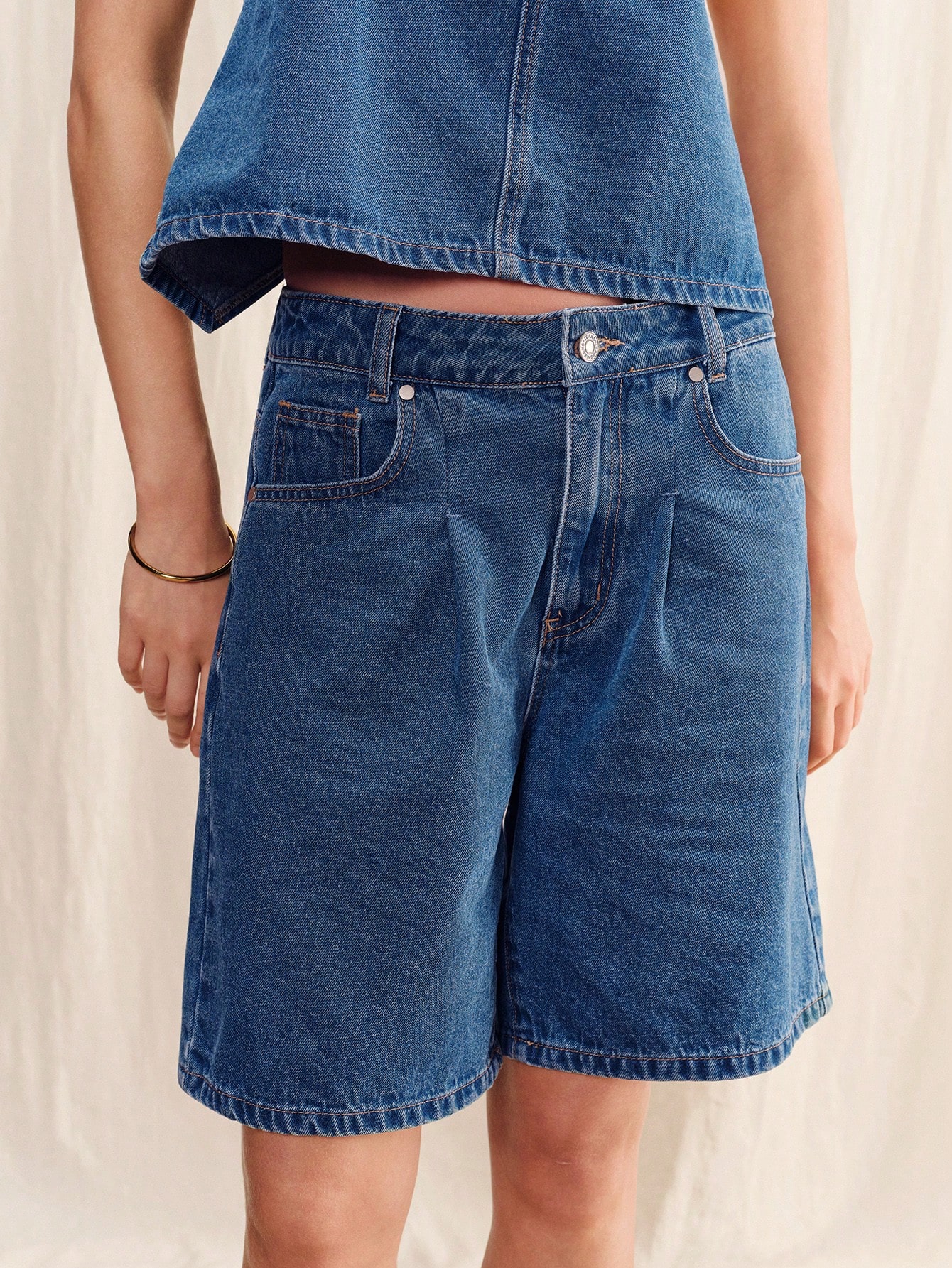 High-Waisted Pleated Denim Shorts Vintage Wash Spring Summer French Style Blue Cotton Shorts Chic Shorts Holiday Outfit Casual Outfit