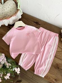 SHEIN 女嬰 2件/套 粉色條紋春季套裝 可愛夏季度假運動日常 寬鬆刺繡套裝 短澎澎袖上衣&條紋長褲 - 粉色 - 查看 8