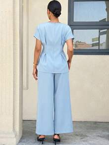 MaterniWear 孕妇纯色圆领蝙蝠袖衬衫和可调节腰围裤子休闲两件套 - 藍色 - 查看 2