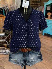SHEIN LUNE CURVE 女士波点V领荷叶边下摆衬衫，宽松版型，修身显瘦，大码衬衫 - 藍色 - 查看 3