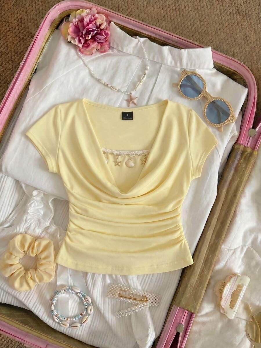 SHEIN MOD 大尺碼女款淡黃色抓皺修身T恤,簡約時尚純色夏季上衣,度假穿搭,夏季休閒日常,Y2K波希米亞花園派對上衣 - 黃色 - 查看 1