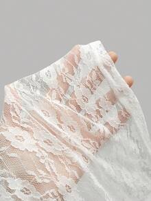 SHEIN PariChic Áo không tay ren khoét lỗ dáng ôm vừa vặn, thanh lịch, thích hợp cho nữ, đi nghỉ mát, đi biển, dự lễ hội âm nhạc, mùa xuân/hè. - trắng - Xem 6
